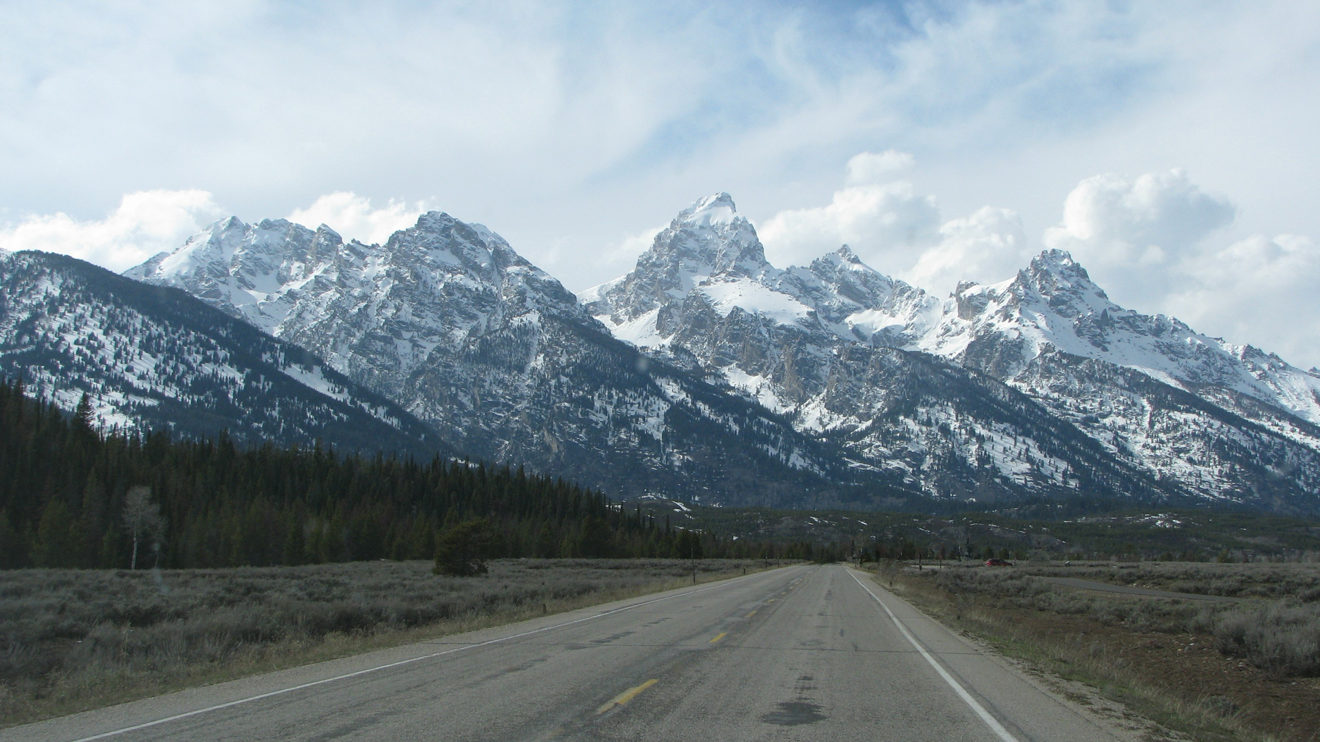 2010-05-09_DriveToAlaska_TetonNPr