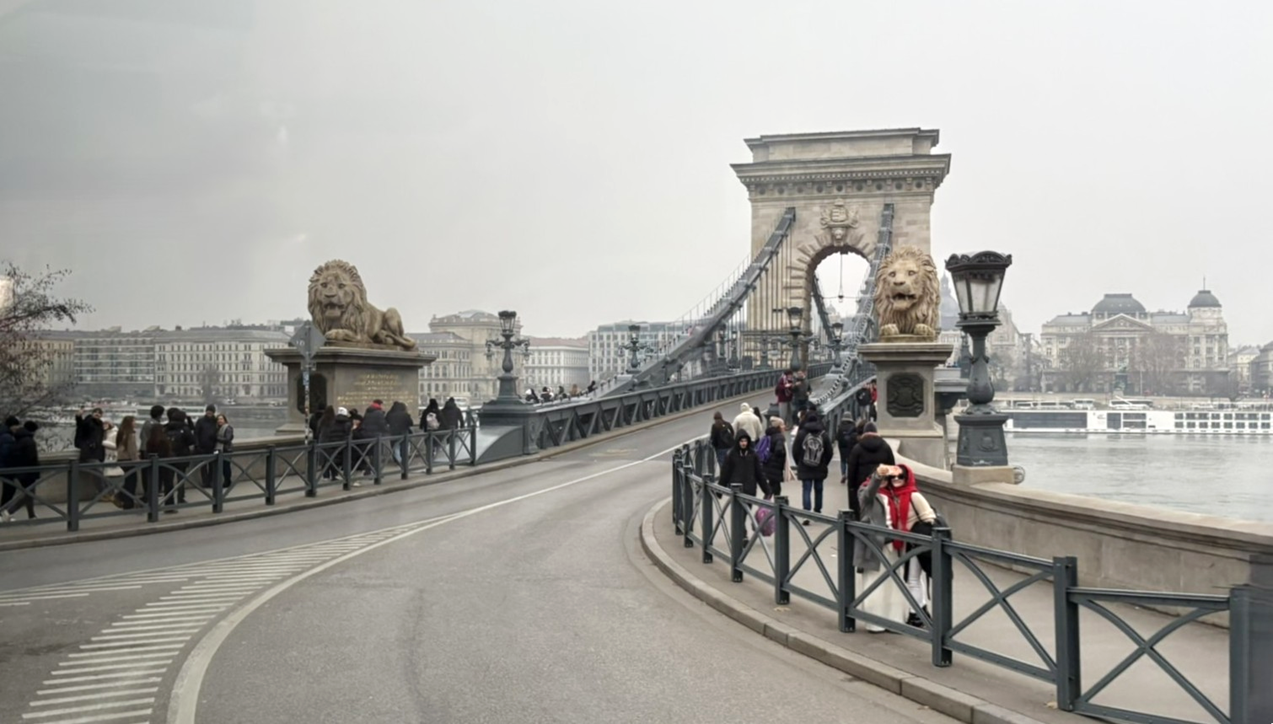 Chain Bridge
